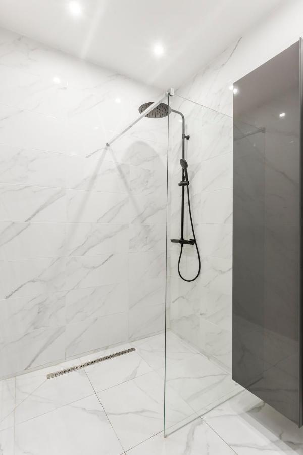 180 Suite Eden, Luxury Apt At Sacre Coeur Paris Exterior foto